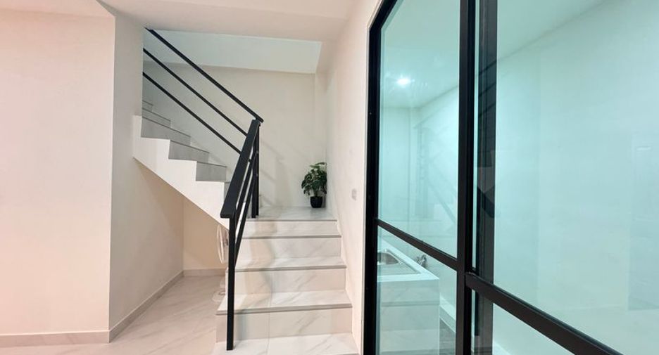 For sale 2 bedrooms townhouse in Bang Lamung, Chonburi
