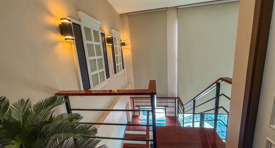 À louer 1 chambre condo à Si Racha, Chonburi