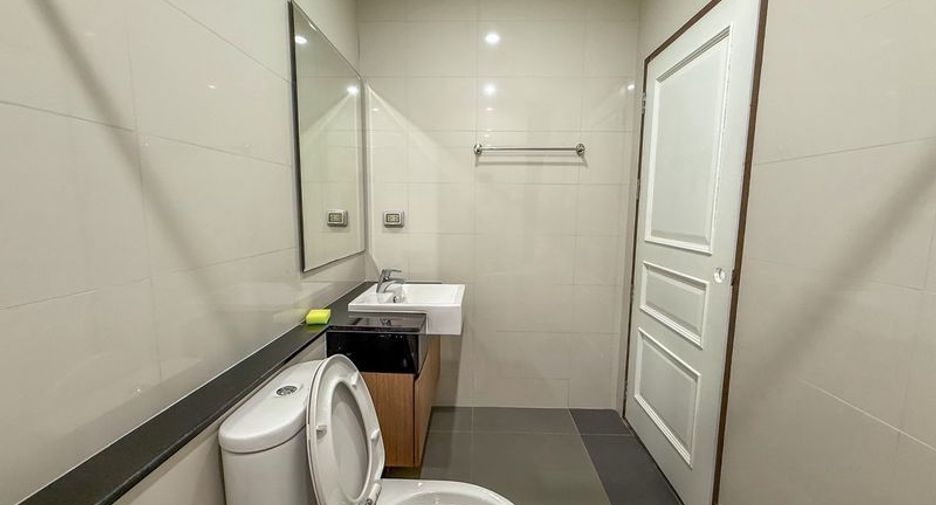 À louer 1 chambre condo à Si Racha, Chonburi