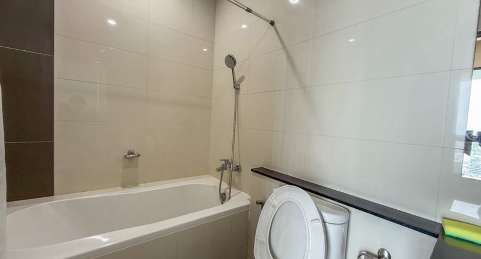 À louer 1 chambre condo à Si Racha, Chonburi