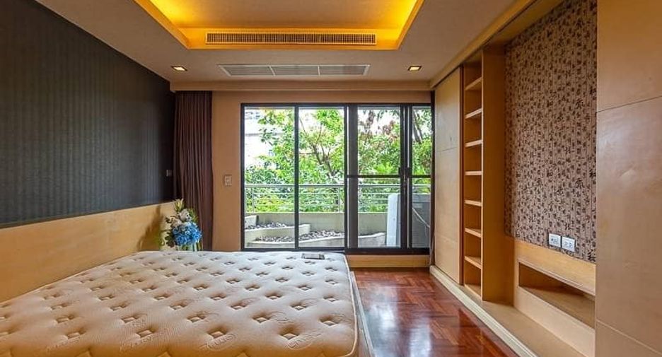 For rent and for sale 3 bedrooms condo in Yan Nawa, Bangkok