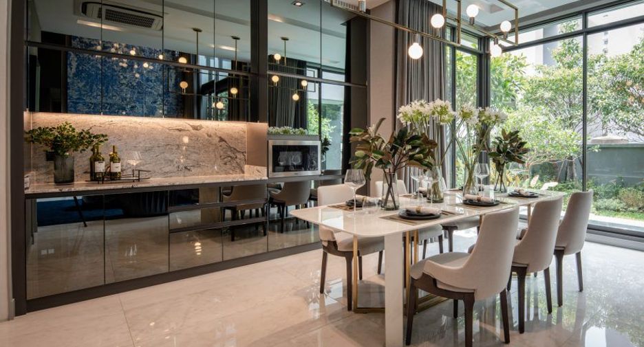 Casa en alquiler de 5 habitaciones en Lak Si, Bangkok