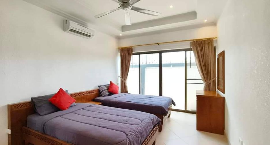 For rent 4 bedrooms house in Jomtien, Pattaya