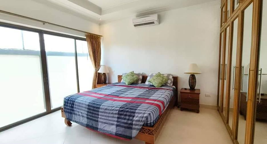 For rent 4 bedrooms house in Jomtien, Pattaya