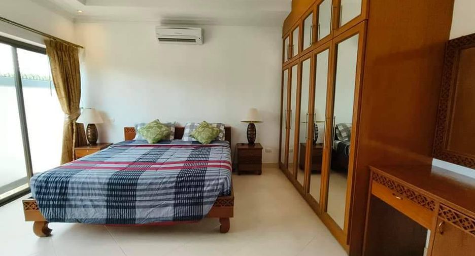 For rent 4 bedrooms house in Jomtien, Pattaya