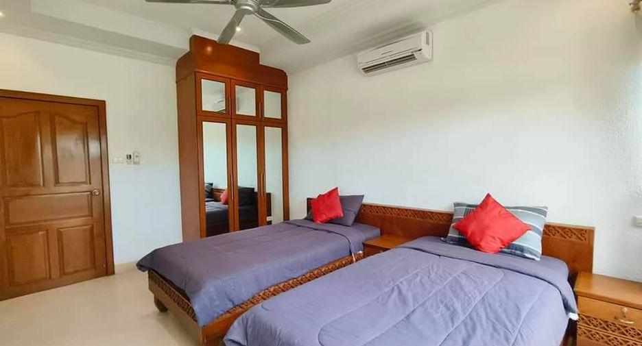 For rent 4 bedrooms house in Jomtien, Pattaya