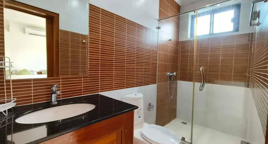 For rent 4 bedrooms house in Jomtien, Pattaya