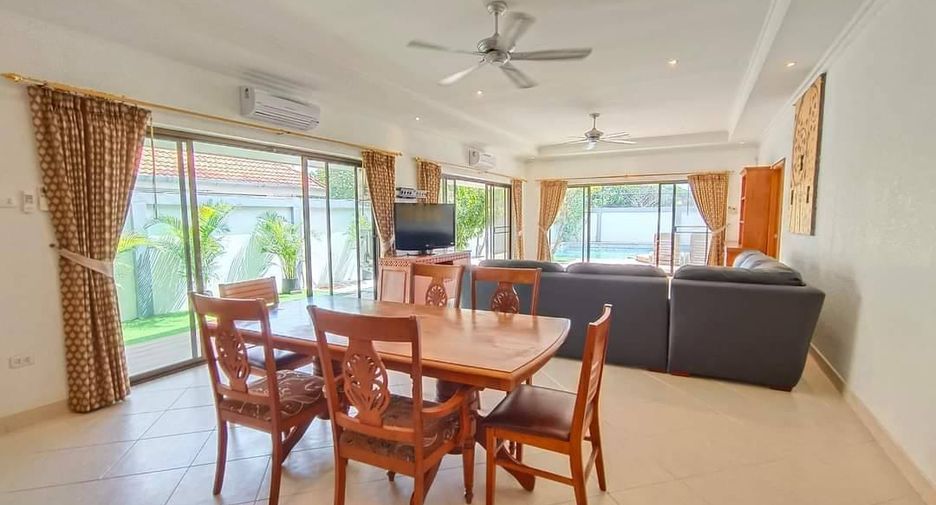For rent 4 bedrooms house in Jomtien, Pattaya