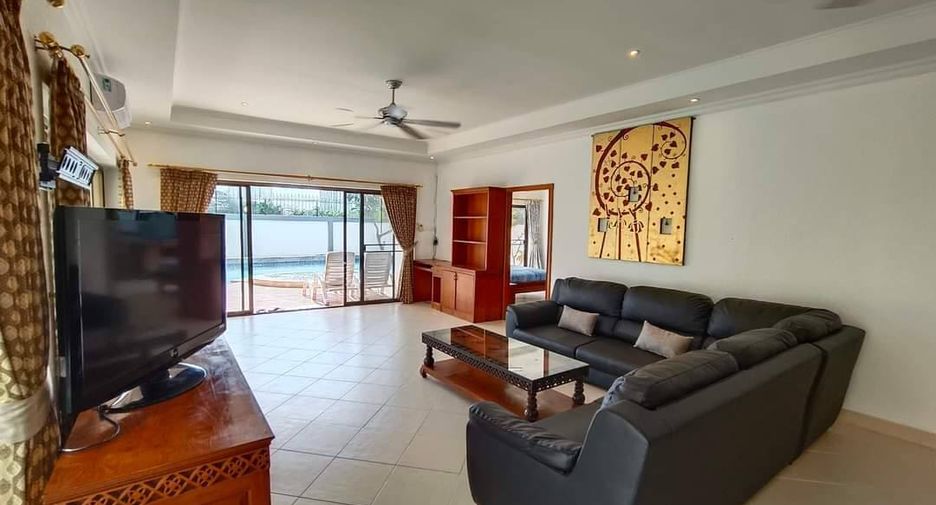 For rent 4 bedrooms house in Jomtien, Pattaya