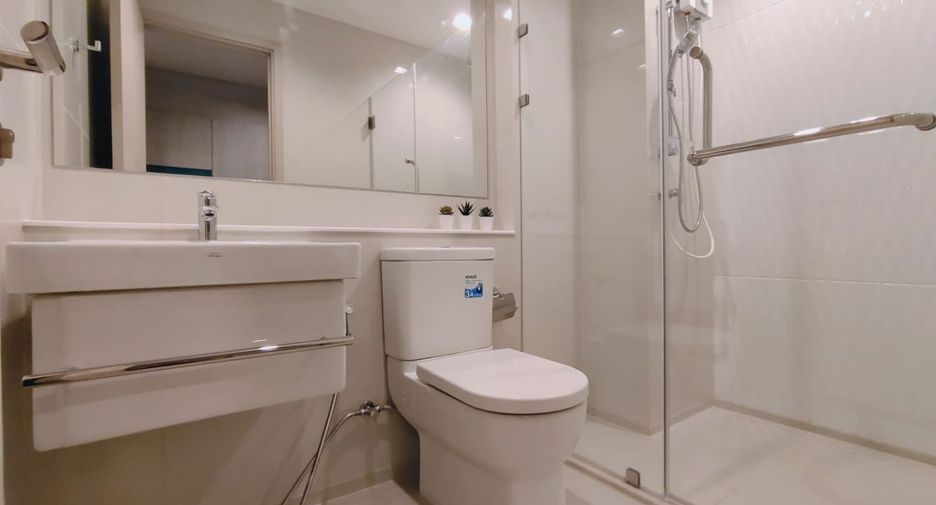 For sale 1 bed condo in Pathum Wan, Bangkok
