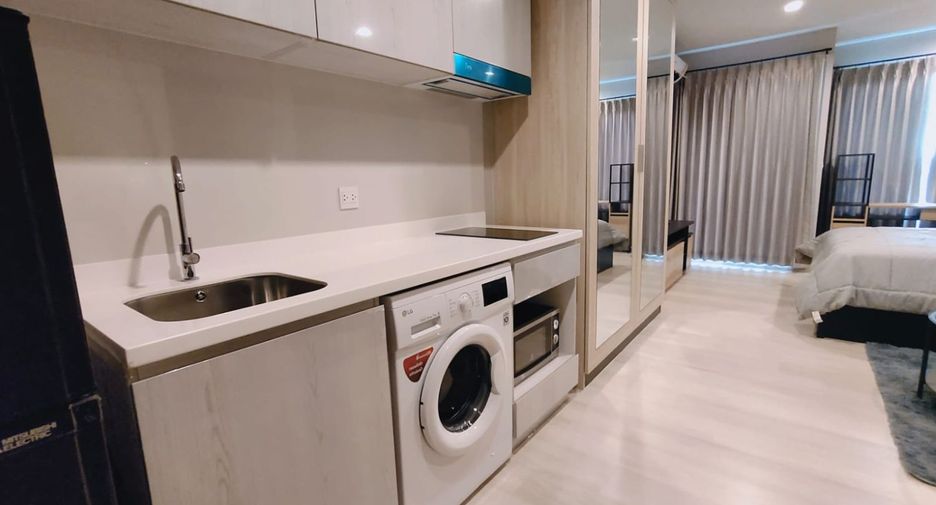 For sale 1 bed condo in Pathum Wan, Bangkok