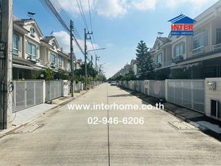 For sale 2 bed townhouse in Lam Luk Ka, Pathum Thani
