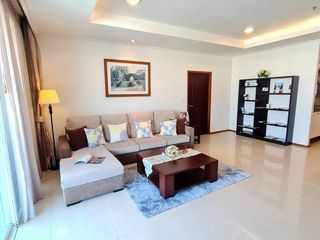 For rent 2 bed serviced apartment in Watthana, Bangkok