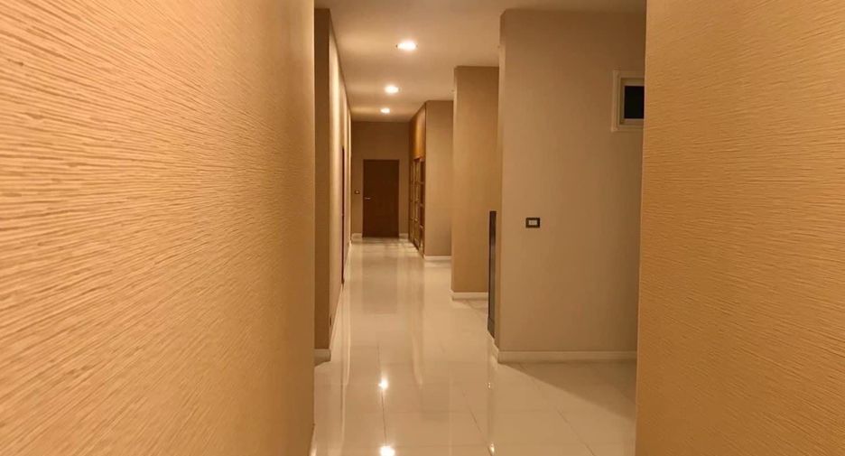 Villa zur Miete mit 7 Zimmer in Bang Phli, Samut Prakan