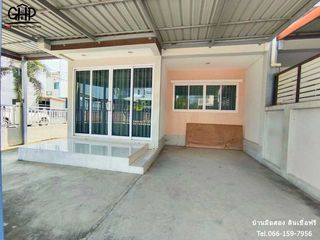 For sale 3 bed townhouse in Mueang Suphanburi, Suphan Buri