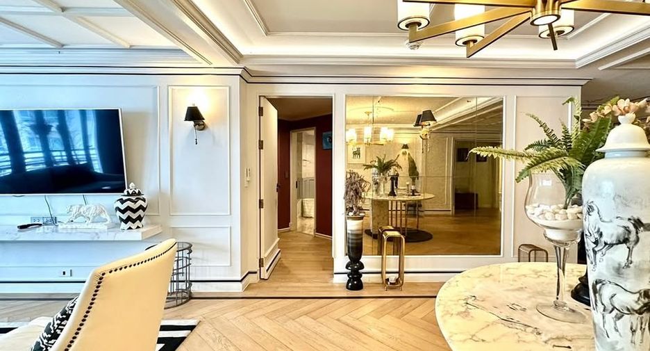 Wohnung zur Miete und zum Kauf mit 3 Zimmer in Khlong Toei, Bangkok