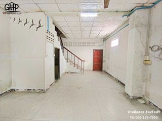 For sale 2 bed townhouse in Mueang Suphanburi, Suphan Buri