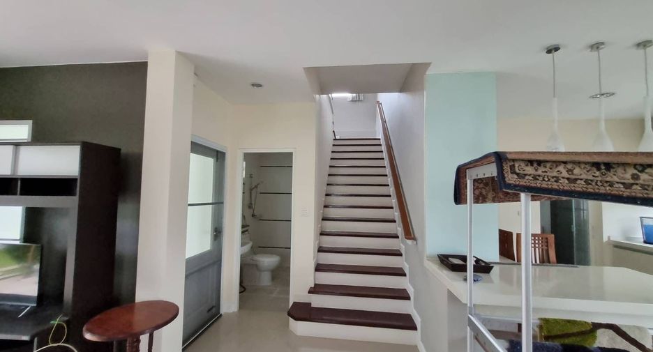 Haus zum Kauf mit 3 Zimmer in Mueang Chiang Mai, Chiang Mai