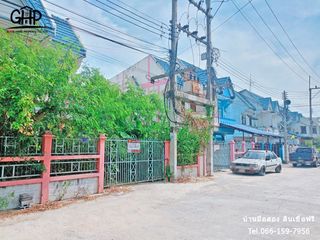 For sale 2 bed townhouse in Mueang Sing Buri, Sing Buri