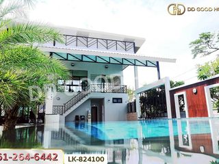 For sale 3 bedrooms house in Ban Phaeo, Samut Sakhon