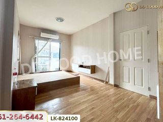 For sale 3 bedrooms house in Ban Phaeo, Samut Sakhon