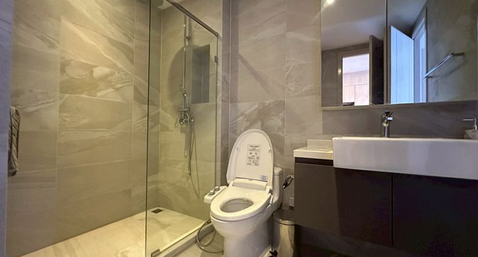 For rent 2 bedrooms condo in Si Racha, Chonburi