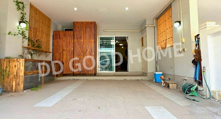 For sale 3 bedrooms townhouse in Bang Yai, Nonthaburi