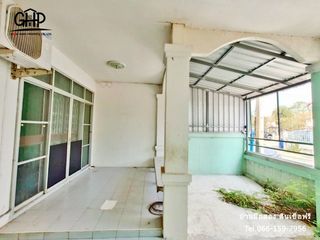 For sale 3 bed townhouse in Mueang Suphanburi, Suphan Buri