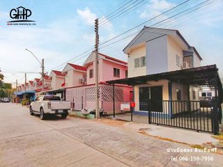 For sale 2 Beds townhouse in Mueang Lop Buri, Lopburi