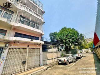 For sale 5 Beds house in Chom Thong, Bangkok