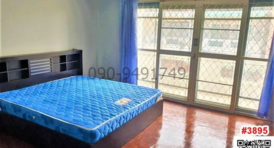Wohnung zur Miete mit 3 Zimmer in Bang Khen, Bangkok