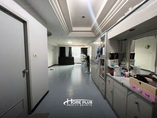 For sale 12 bed office in Chatuchak, Bangkok