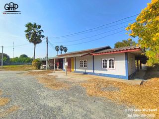 For sale 2 bed house in Song Phi Nong, Suphan Buri