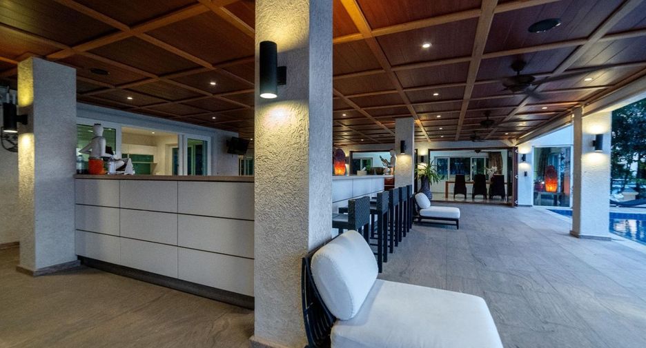 Villa en venta de 7 habitaciones en Bang Lamung, Chonburi