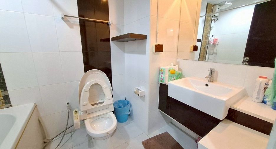 Condo en venta de 1 habitaciones en Si Racha, Chonburi