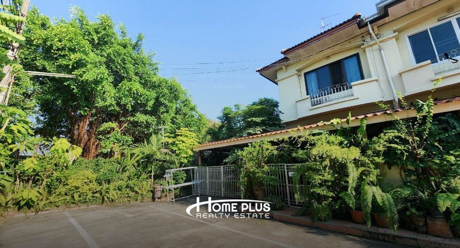 Reihenhaus zum Kauf mit 3 Zimmer in Bang Kapi, Bangkok