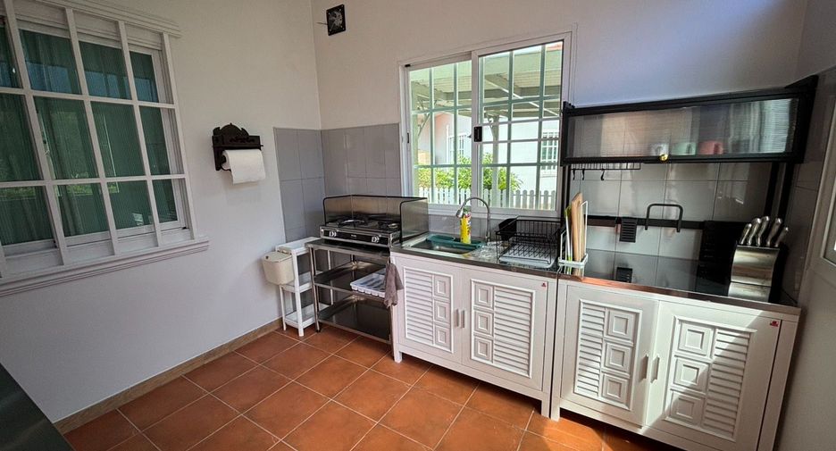 Casa en alquiler de 2 habitaciones en Klaeng, Rayong