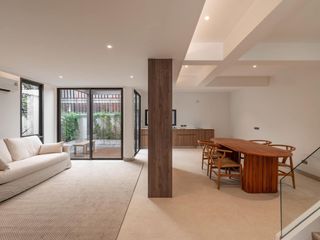 For sale 3 Beds house in Phaya Thai, Bangkok