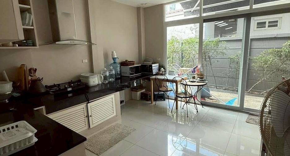 À vendre 4 chambres maison à Mueang Phuket, Phuket