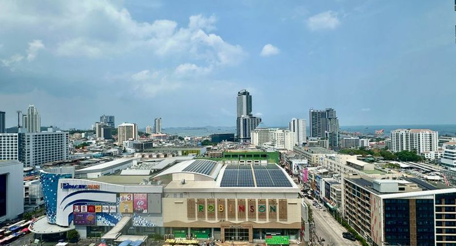 À louer 2 chambres condo à Si Racha, Chonburi