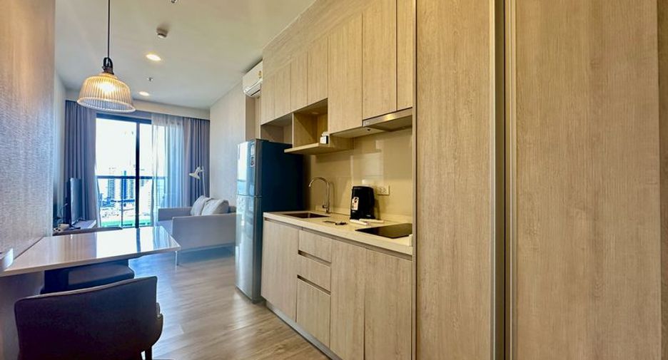 À louer 2 chambres condo à Si Racha, Chonburi