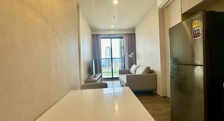 À louer 2 chambres condo à Si Racha, Chonburi