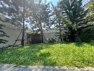 出租 3 卧室 独立屋 在 Phra Khanong, 曼谷