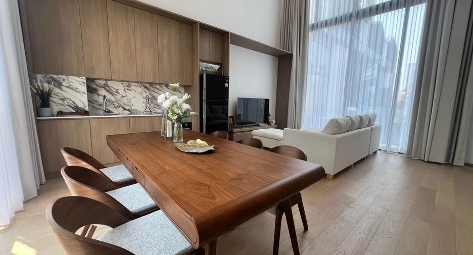 For rent 3 bedrooms house in Phra Khanong, Bangkok