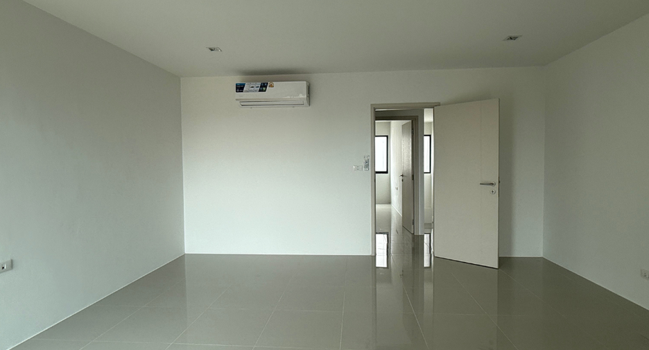 For rent 2 bedrooms townhouse in Mueang Chiang Mai, Chiang Mai