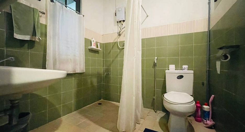For rent and for sale 5 bedrooms house in Mueang Chiang Mai, Chiang Mai
