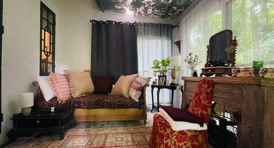 For rent and for sale 5 bedrooms house in Mueang Chiang Mai, Chiang Mai