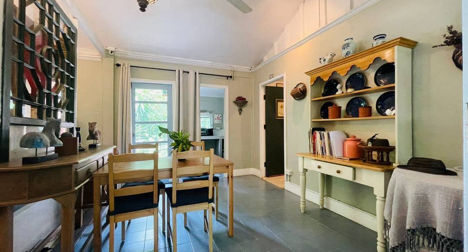 For rent and for sale 5 bedrooms house in Mueang Chiang Mai, Chiang Mai