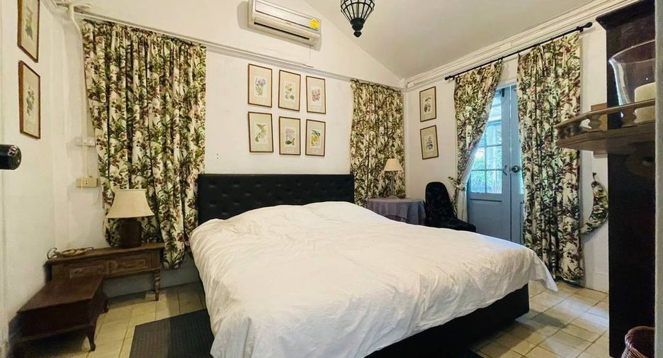 For rent and for sale 5 bedrooms house in Mueang Chiang Mai, Chiang Mai