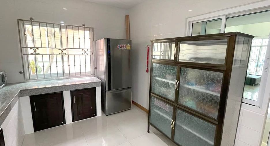 出租 和 出售 4 卧室 独立屋 在 San Sai, Chiang Mai